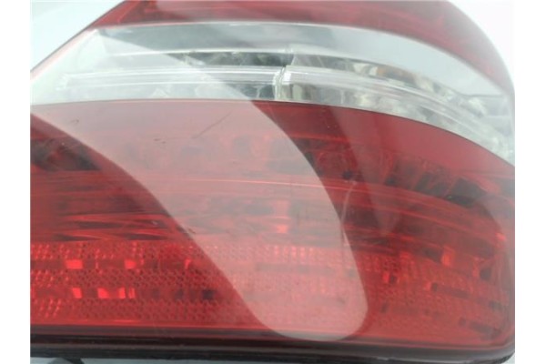 Recambio de piloto trasero derecho para fiat stilo (192) 1.9 120 dynamic multijet referencia OEM IAM 46758985  