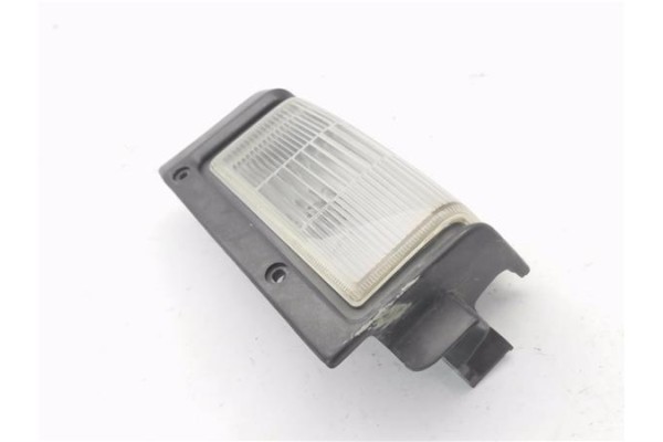 Recambio de intermitente delantero dcho para nissan terrano (wd21) 2.7 td 4wd referencia OEM IAM 21223922 7R01328 