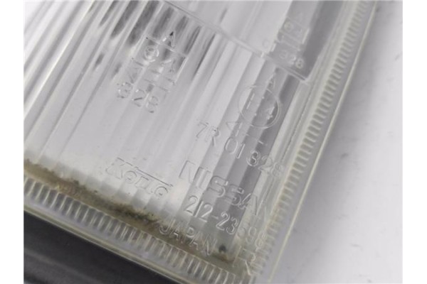 Recambio de intermitente delantero dcho para nissan terrano (wd21) 2.7 td 4wd referencia OEM IAM 21223922 7R01328 