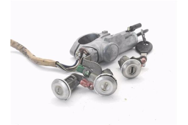 Recambio de llave para nissan terrano (wd21) 2.7 td 4wd referencia OEM IAM 4875001 4875001G00 