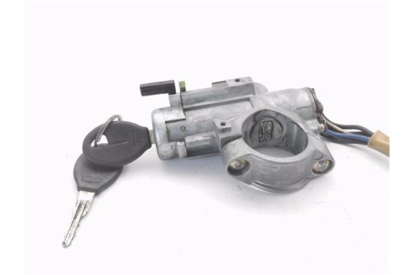 Recambio de llave para nissan terrano (wd21) 2.7 td 4wd referencia OEM IAM 4875001 4875001G00 