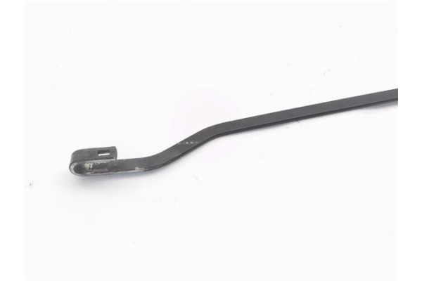 Recambio de brazo limpiaparabrisas delantero izquierdo para nissan terrano (wd21) 2.7 td 4wd referencia OEM IAM 288800F000  