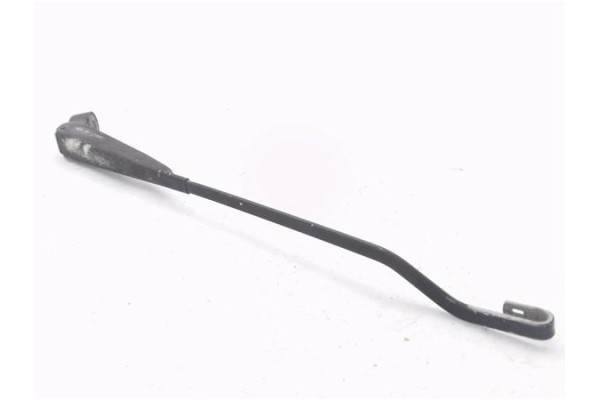 Recambio de brazo limpiaparabrisas delantero derecho para nissan terrano (wd21) 2.7 td 4wd referencia OEM IAM 2888001G 2888001G6