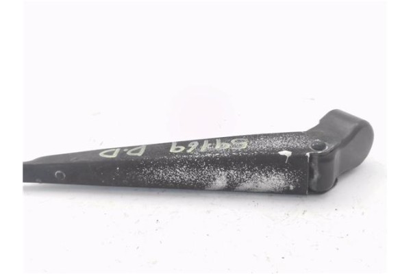 Recambio de brazo limpiaparabrisas delantero derecho para nissan terrano (wd21) 2.7 td 4wd referencia OEM IAM 2888001G 2888001G6