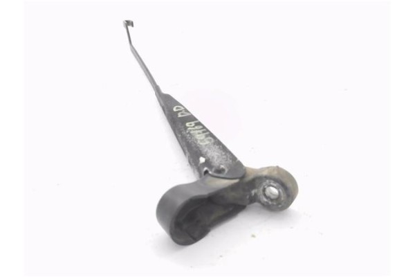 Recambio de brazo limpiaparabrisas delantero derecho para nissan terrano (wd21) 2.7 td 4wd referencia OEM IAM 2888001G 2888001G6