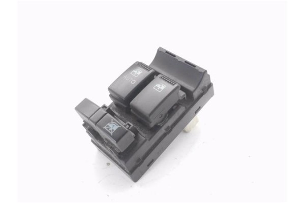 Recambio de mando elevalunas delantero izquierdo para hyundai coupe (rd) 1.6 fx referencia OEM IAM 935702C500  