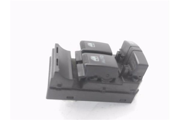 Recambio de mando elevalunas delantero izquierdo para hyundai coupe (rd) 1.6 fx referencia OEM IAM 935702C500  