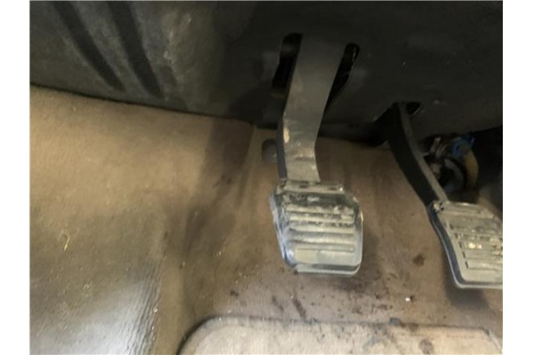 Recambio de pedal embrague para jaguar x-type 2.0 d executive referencia OEM IAM C2N4069  