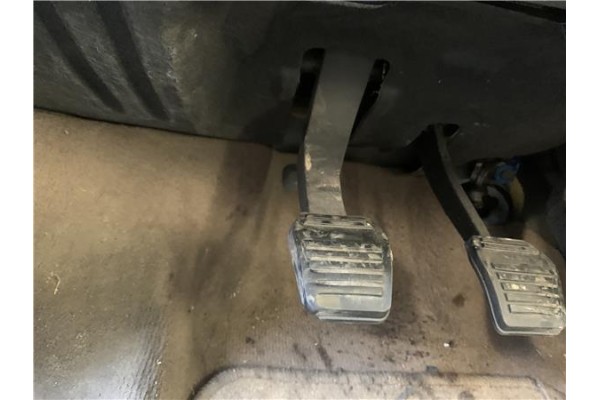 Recambio de pedal embrague para jaguar x-type 2.0 d executive referencia OEM IAM C2N4069  