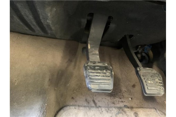 Recambio de pedal embrague para jaguar x-type 2.0 d executive referencia OEM IAM C2N4069  