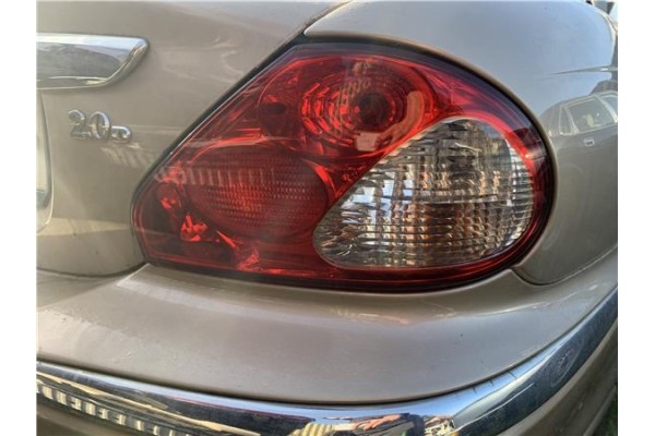 Recambio de piloto trasero derecho para jaguar x-type 2.0 d executive referencia OEM IAM C2S1572 C2S40487 