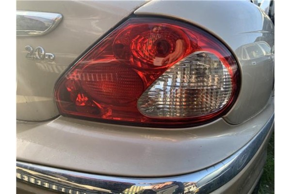 Recambio de piloto trasero derecho para jaguar x-type 2.0 d executive referencia OEM IAM C2S1572 C2S40487 