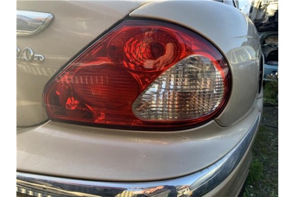 Recambio de piloto trasero derecho para jaguar x-type 2.0 d executive referencia OEM IAM C2S1572 C2S40487 