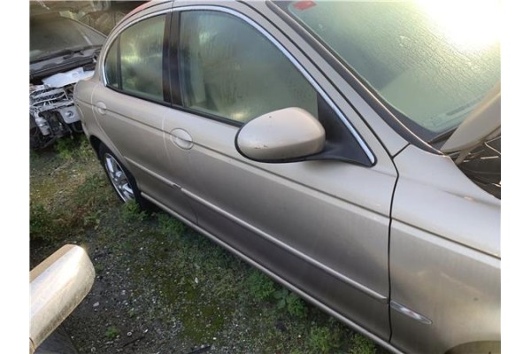 Recambio de puerta delantero derecha para jaguar x-type 2.0 d executive referencia OEM IAM C2S21952 C2S42629 