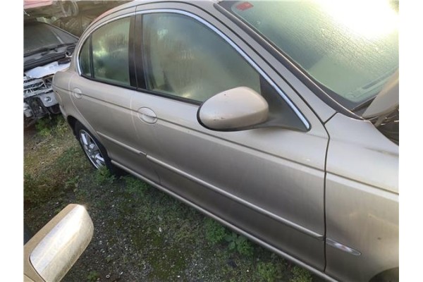 Recambio de puerta delantero derecha para jaguar x-type 2.0 d executive referencia OEM IAM C2S21952 C2S42629 