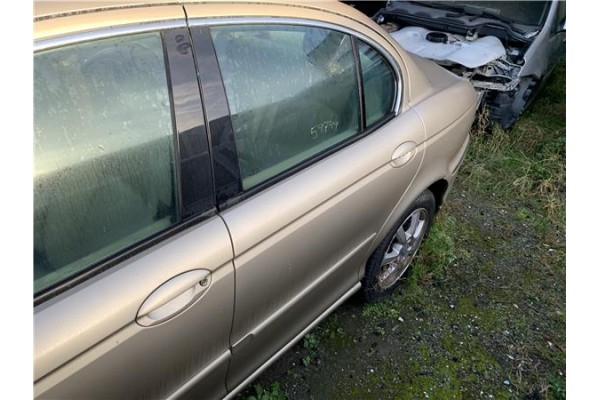 Recambio de puerta trasero izquierda para jaguar x-type 2.0 d executive referencia OEM IAM C2S29428  
