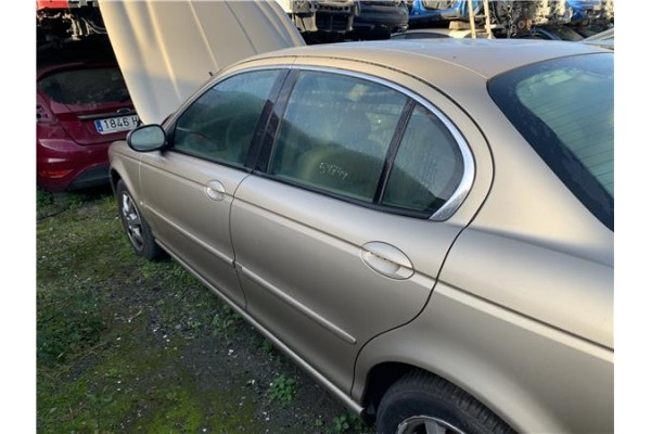 Recambio de puerta trasero izquierda para jaguar x-type 2.0 d executive referencia OEM IAM C2S29428  