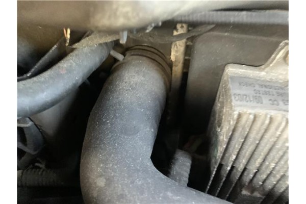 Recambio de radiador para jaguar x-type 2.0 d executive referencia OEM IAM C2S31599 C2S42756 