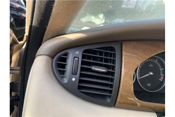 Recambio de rejilla entrada de aire para jaguar x-type 2.0 d executive referencia OEM IAM C2S20106  