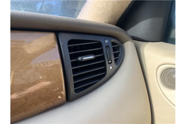 Recambio de rejilla entrada de aire para jaguar x-type 2.0 d executive referencia OEM IAM C2S20104  