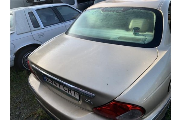 Recambio de tapa maletero para jaguar x-type 2.0 d executive referencia OEM IAM C2S18511  