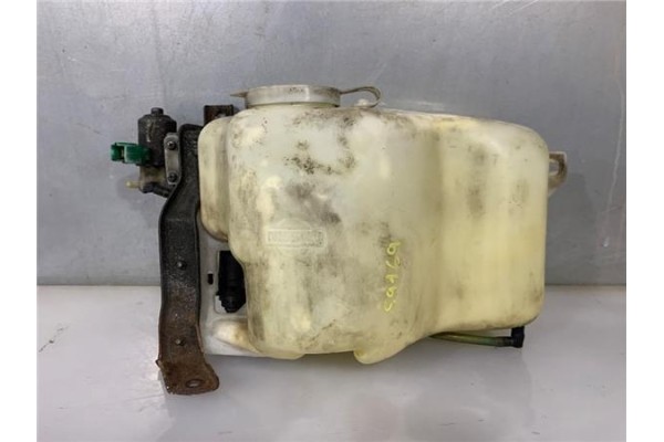 Recambio de deposito limpiaparabrisas para nissan terrano (wd21) 2.7 td 4wd referencia OEM IAM 2891046G00  