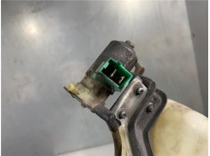 Recambio de deposito limpiaparabrisas para nissan terrano (wd21) 2.7 td 4wd referencia OEM IAM 2891046G00  