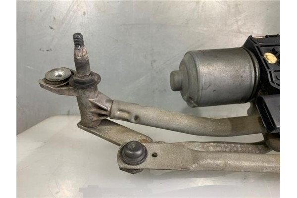 Recambio de motor limpiaparabrisas delantero para audi a6 avant (4f5) 2.7 tdi referencia OEM IAM 0390241771  