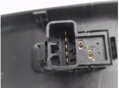 Recambio de mando elevalunas delantero derecho para mitsubishi space star (a00) 1.2 motion referencia OEM IAM A8608A242 7221C682