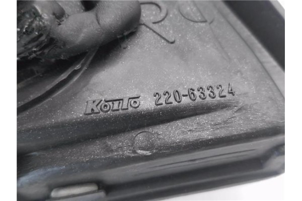 Recambio de piloto trasero derecho para nissan sunny berlina (n14) 1.4 lx referencia OEM IAM 22063324  