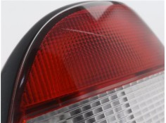 Recambio de piloto trasero derecho para nissan sunny berlina (n14) 1.4 lx referencia OEM IAM 22063324  