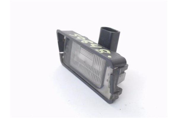 Recambio de piloto matricula para seat ibiza (6l1) 1.9 tdi referencia OEM IAM 5P0943021  