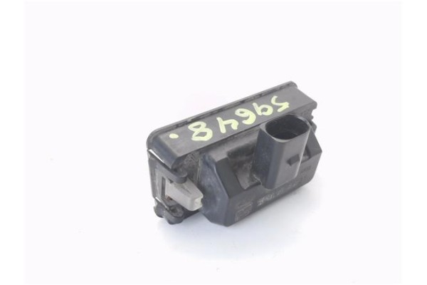 Recambio de piloto matricula para seat ibiza (6l1) 1.9 tdi referencia OEM IAM 5P0943021  