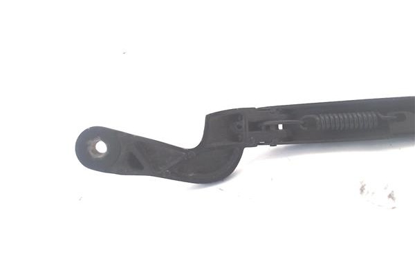 Recambio de brazo limpiaparabrisas delantero derecho para audi a6 avant (4f5) 2.7 tdi referencia OEM IAM 4F1955409  