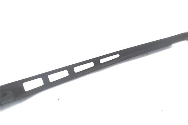 Recambio de brazo limpiaparabrisas delantero derecho para audi a6 avant (4f5) 2.7 tdi referencia OEM IAM 4F1955409  