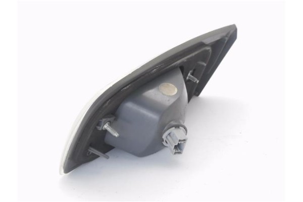 Recambio de piloto porton trasero izquierdo para mazda 2 (b2w) 1.4 referencia OEM IAM 6M7113547BF  