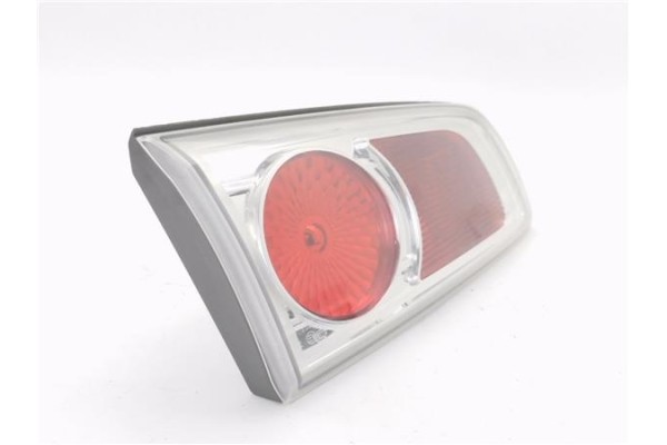 Recambio de piloto porton trasero izquierdo para mazda 2 (b2w) 1.4 referencia OEM IAM 6M7113547BF  