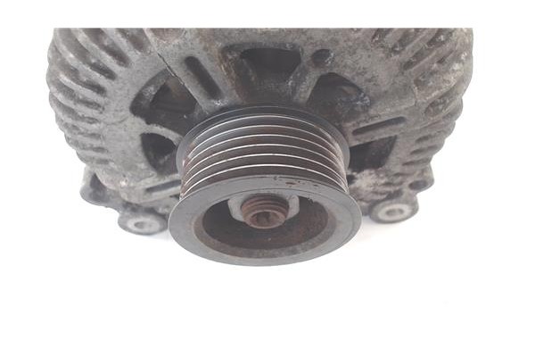 Recambio de alternador para audi a6 avant (4f5) 2.7 tdi referencia OEM IAM 059903015R  