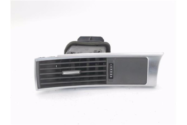 Recambio de rejilla entrada de aire para audi a6 avant (4f5) 2.7 tdi referencia OEM IAM 4F1820901C  