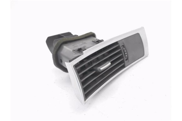 Recambio de rejilla entrada de aire para audi a6 avant (4f5) 2.7 tdi referencia OEM IAM 4F1820901C  