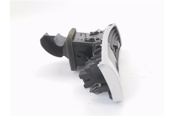 Recambio de rejilla entrada de aire para audi a6 avant (4f5) 2.7 tdi referencia OEM IAM 4F2820902D  