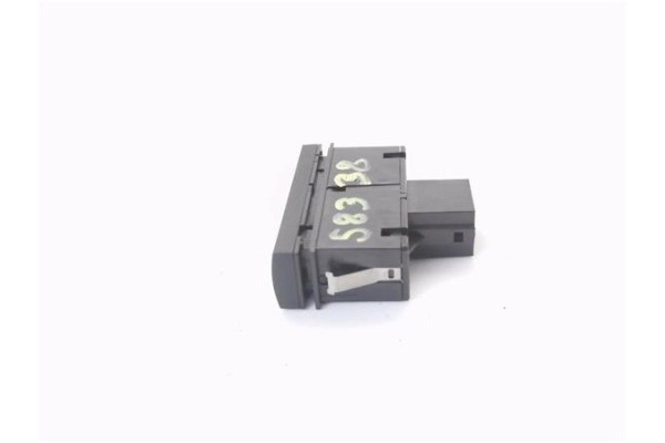 Recambio de interruptor luces emergencia para audi a6 avant (4f5) 2.7 tdi referencia OEM IAM 4F0941509  