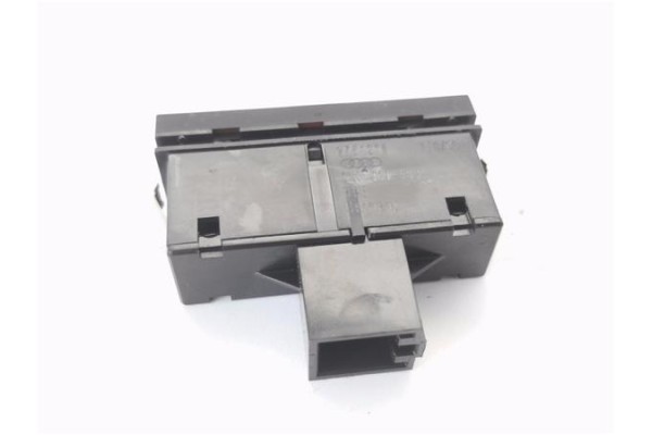 Recambio de interruptor luces emergencia para audi a6 avant (4f5) 2.7 tdi referencia OEM IAM 4F0941509  