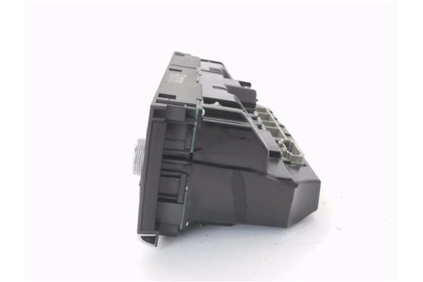 Recambio de mandos climatizador para audi a6 avant (4f5) 2.7 tdi referencia OEM IAM 4F1820043S 5HB00883306 