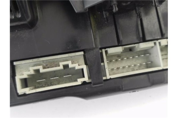 Recambio de mandos climatizador para audi a6 avant (4f5) 2.7 tdi referencia OEM IAM 4F1820043S 5HB00883306 