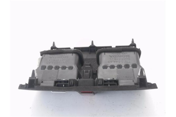 Recambio de rejilla entrada de aire para honda cr-v iii 2.0 i referencia OEM IAM 77610SWAA0  