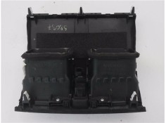 Recambio de rejilla entrada de aire para honda cr-v iii 2.0 i referencia OEM IAM 77610SWAA0  