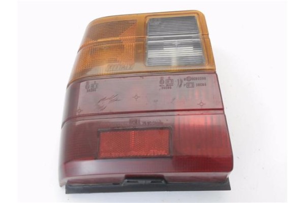 Recambio de piloto trasero izquierdo para fiat uno (146) 0.9 45 referencia OEM IAM E339086  