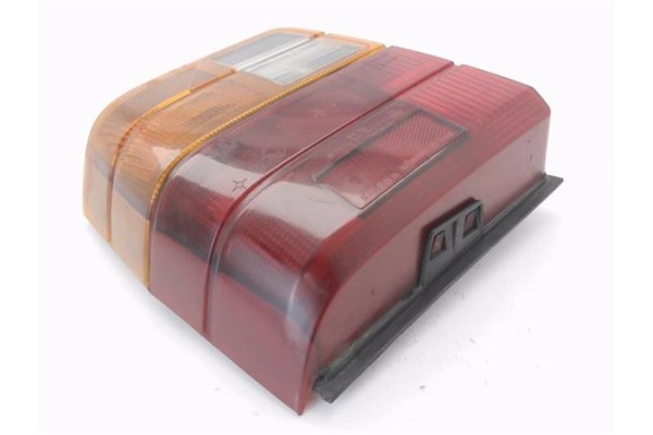 Recambio de piloto trasero izquierdo para fiat uno (146) 0.9 45 referencia OEM IAM E339086  