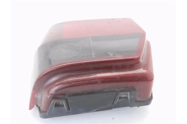 Recambio de piloto trasero derecho para fiat uno (146) 1.0 45 sg referencia OEM IAM 7640238  